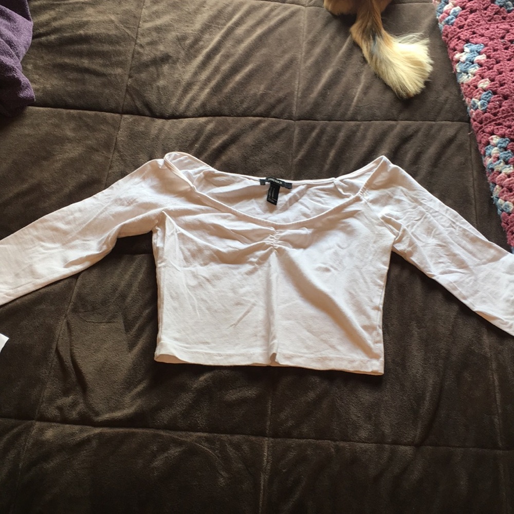 Half sleeve crop top